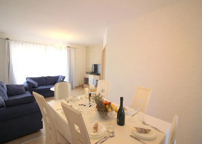 Holiday House Anamaria